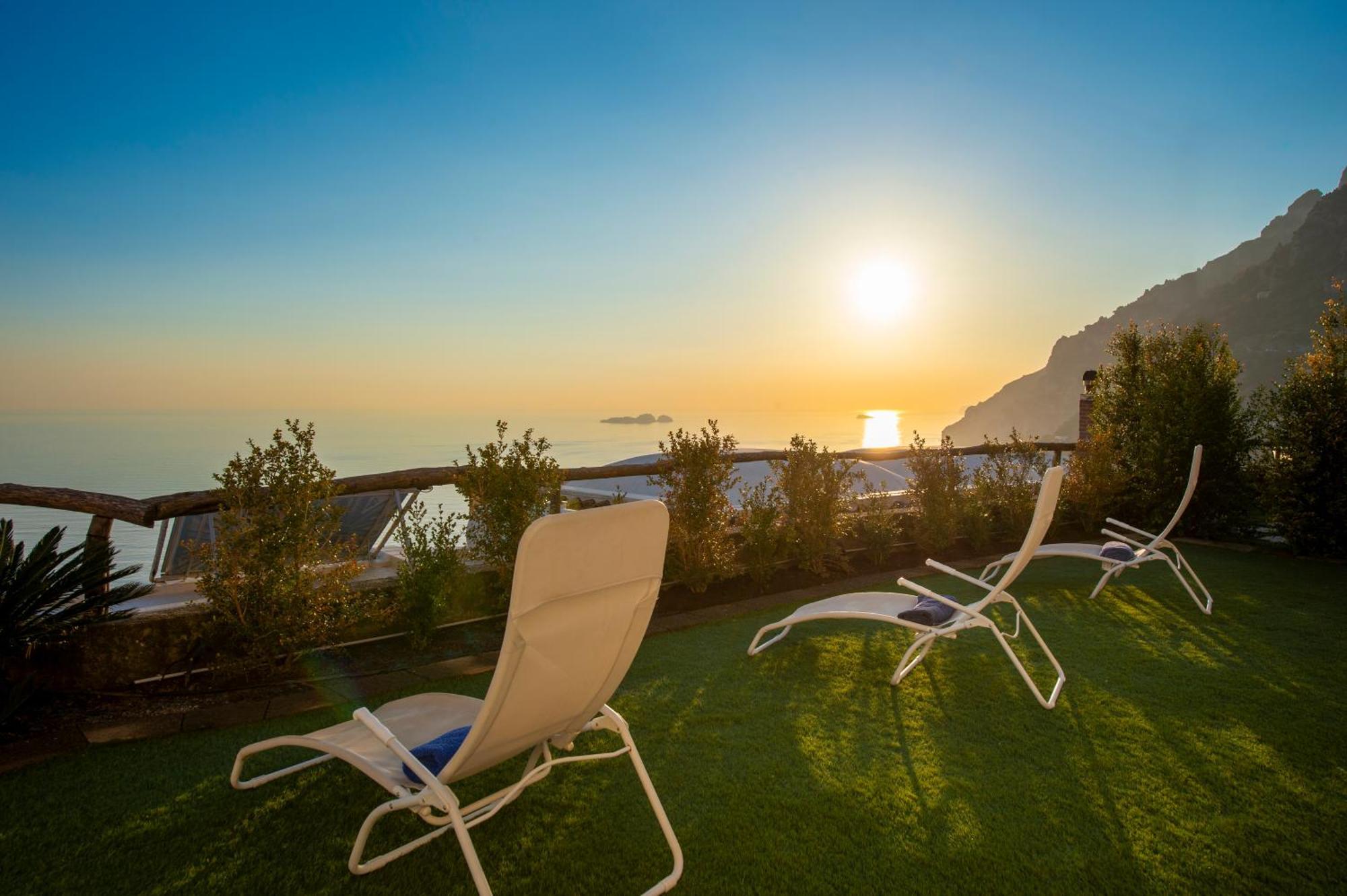 Apartmán Aria Di Mare,Near Elevator, Few Steps, Parking, Garden Positano Exteriér fotografie
