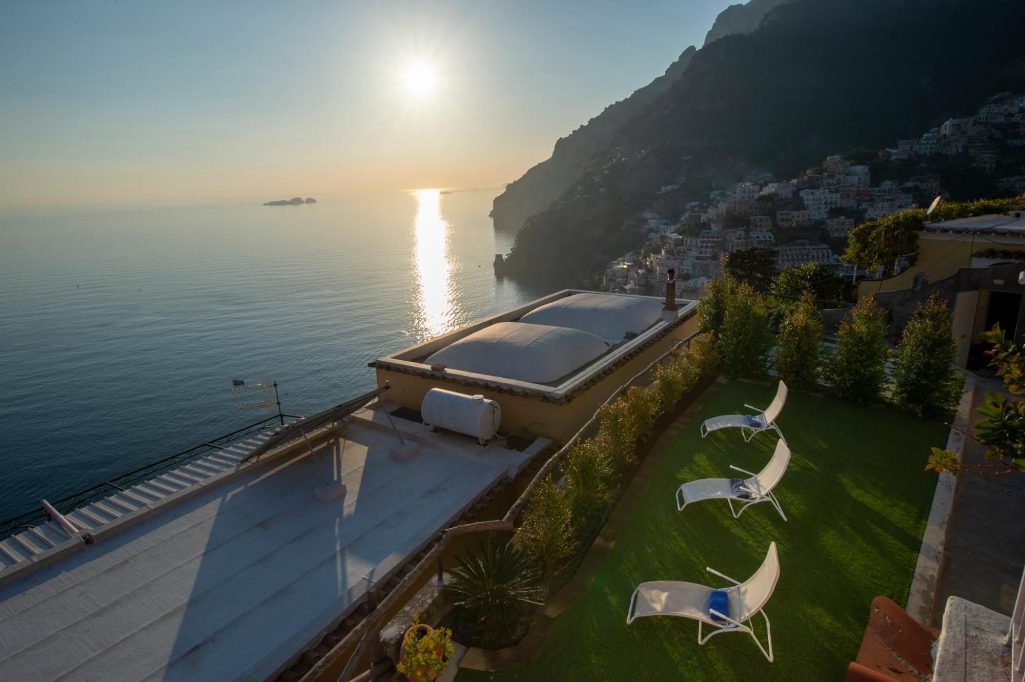 Apartmán Aria Di Mare,Near Elevator, Few Steps, Parking, Garden Positano Exteriér fotografie